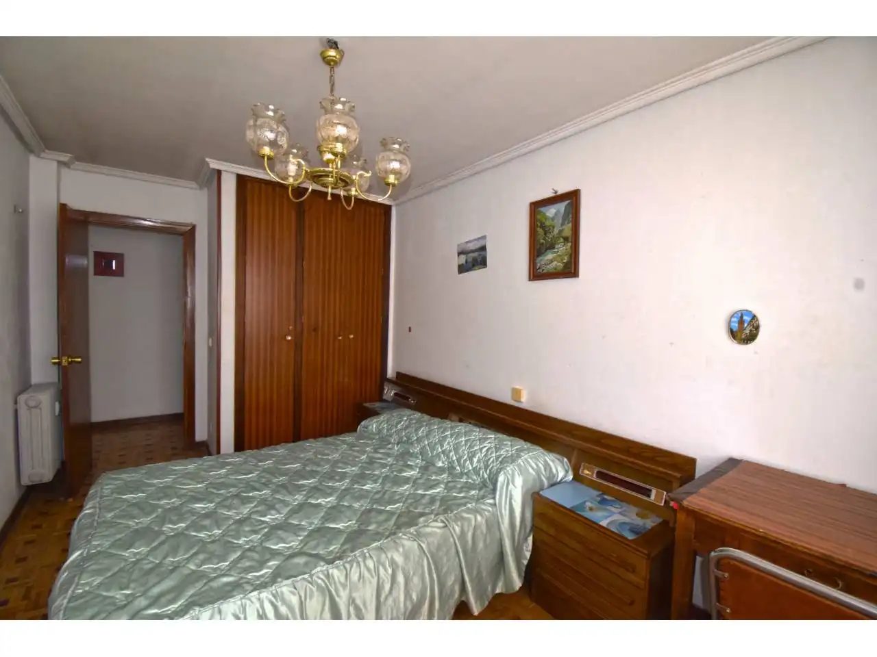 Habitación de Piso de alquiler en León Capital  con Calefacción, Terraza y Trastero