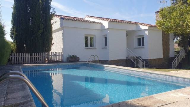 Casa-chalet en Venta en Cerro Alarcón