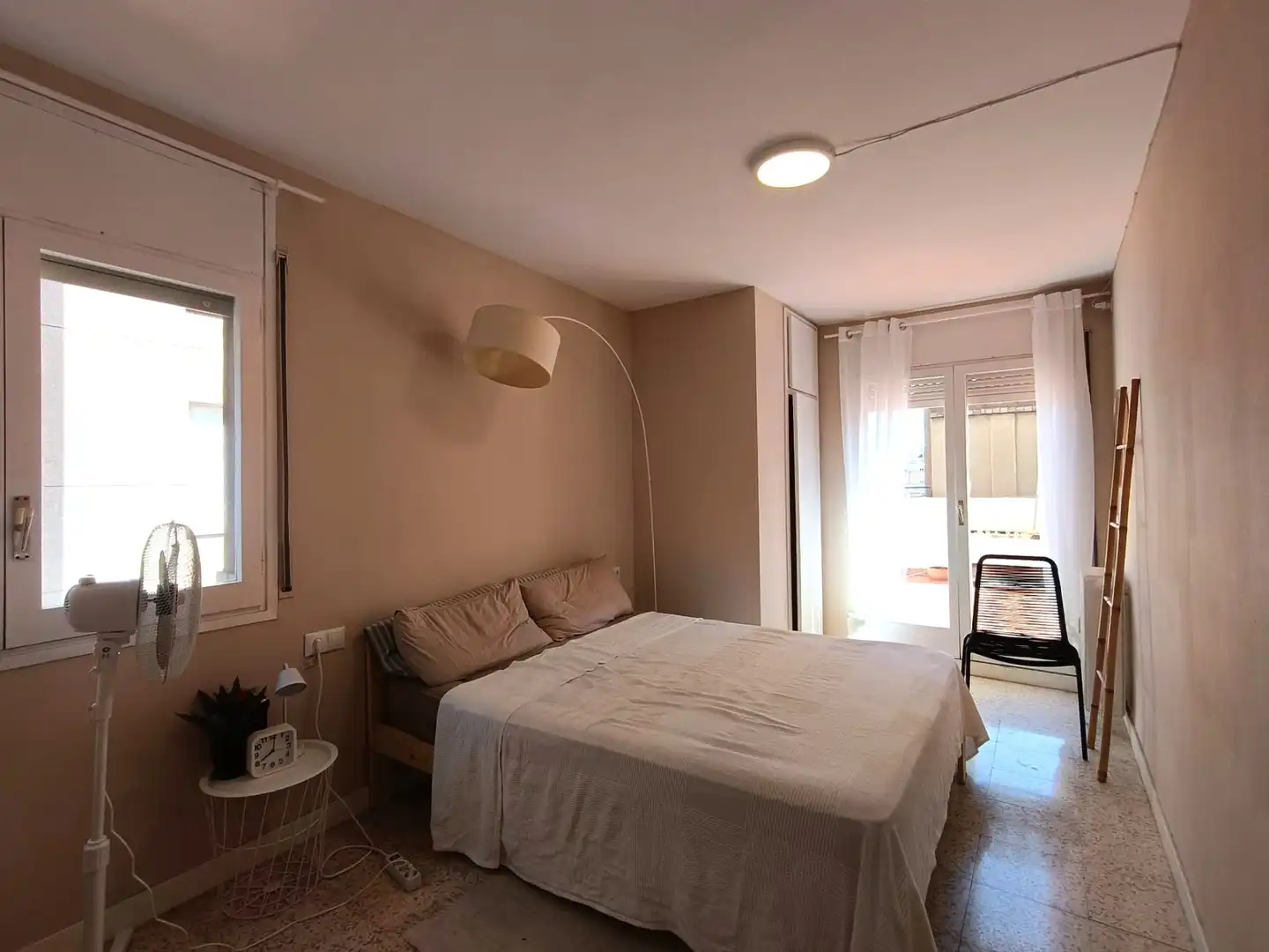 Habitación de Piso en venta en Girona con Calefacción, Terraza y Amueblado