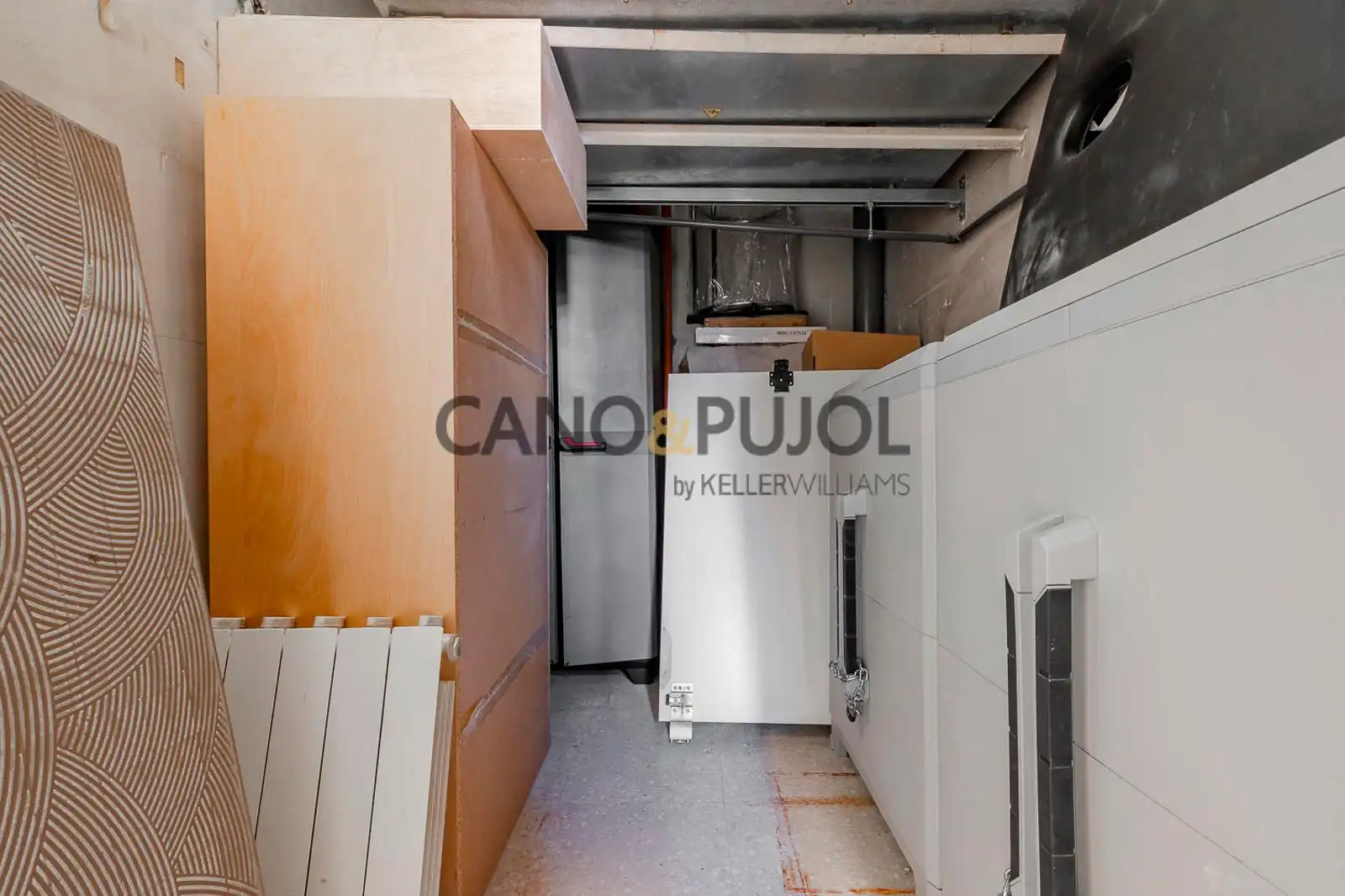Küche von Büro zum Verkauf in Barcelona mit Klimaanlage, Heizung und Abstellraum