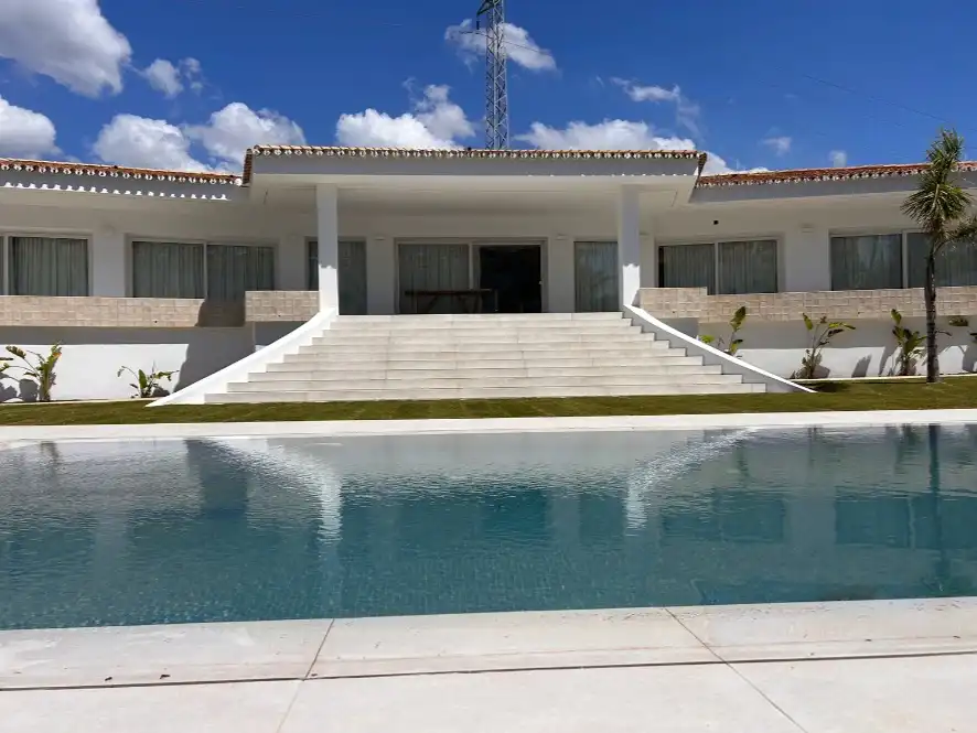 Chalet con jardín en venta en Paseo de los Jazmines 11