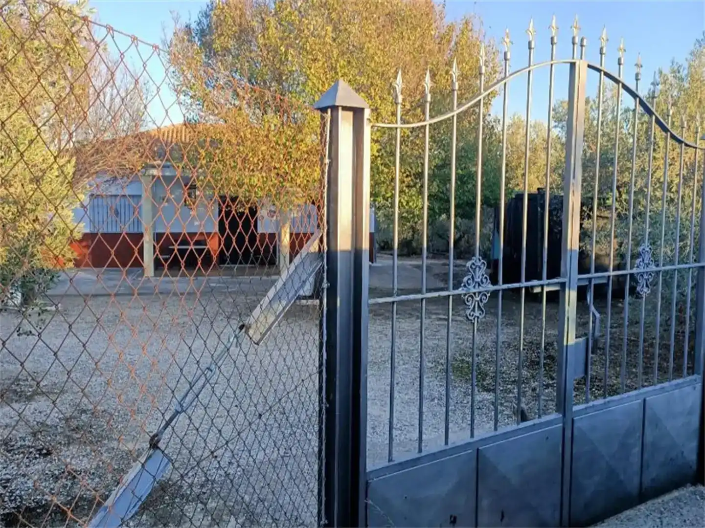 Vista exterior de Casa o chalet en venta en Montilla con Jardín privado, Trastero y Piscina