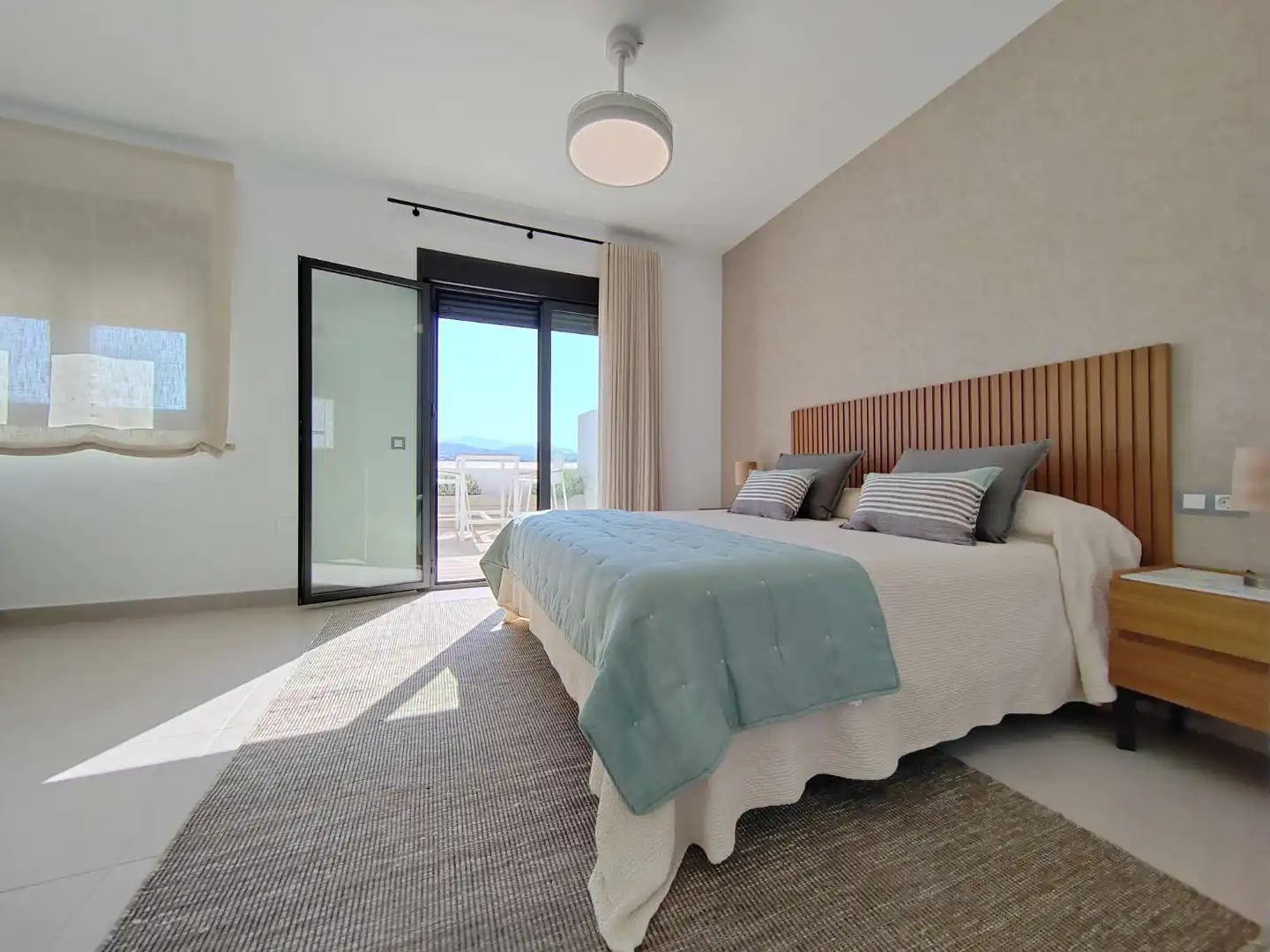 Bedroom of Attic for sale in Vélez-Málaga  with Air Conditioner, Swimming Pool and Internet