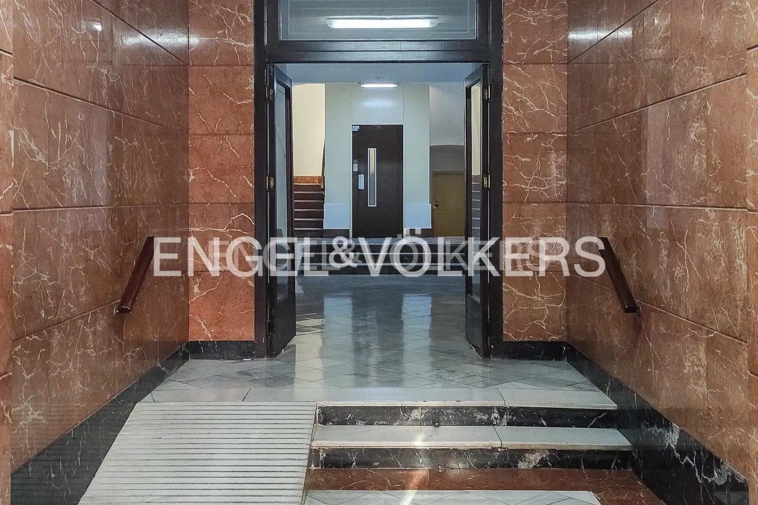 Flat for sale in Valencia  with Air Conditioner, Heating and Parquet flooring