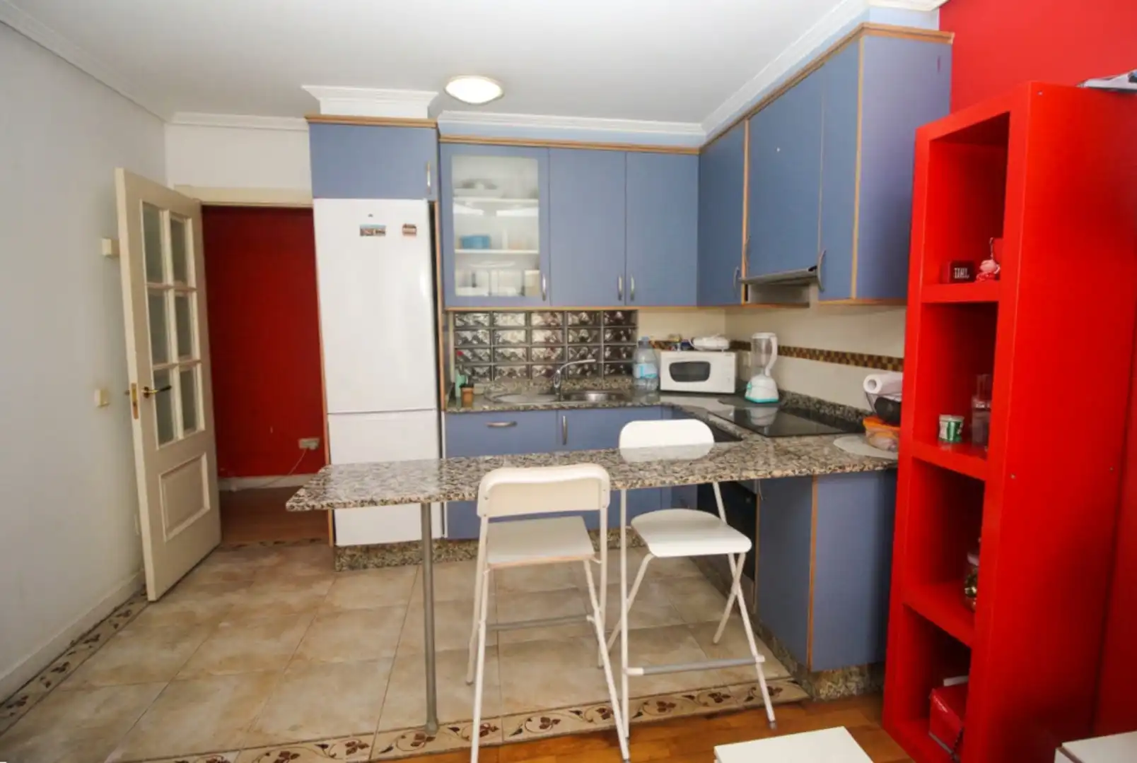 Cocina de Piso en venta en Betanzos con Calefacción, Parquet y Amueblado