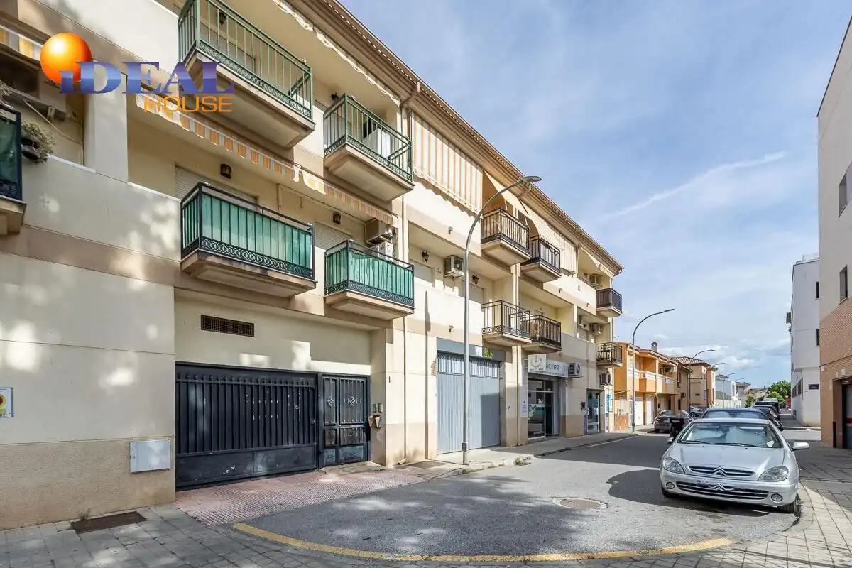 Vista exterior de Piso en venta en Santa Fe con Aire acondicionado, Calefacción y Terraza