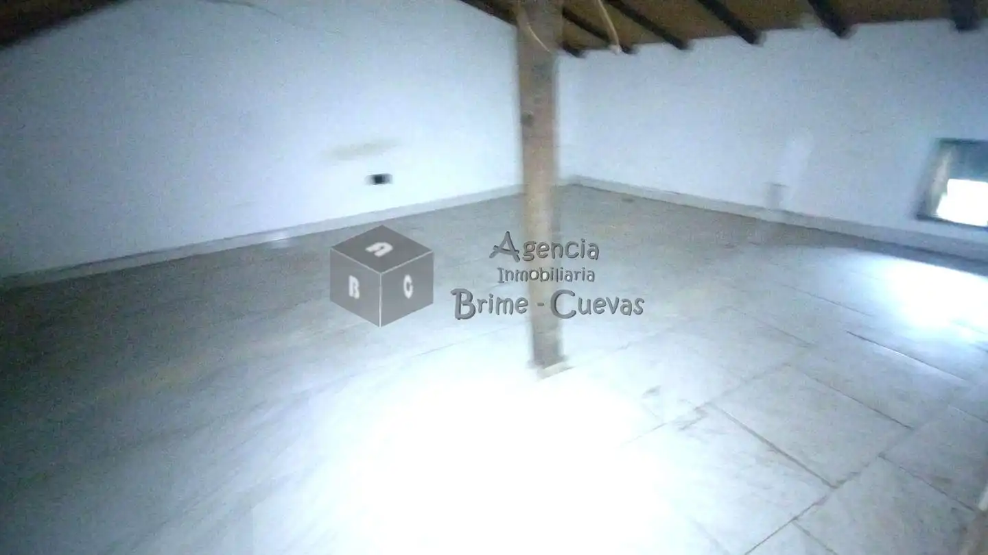 Oficina en venta en Mieres (Asturias)