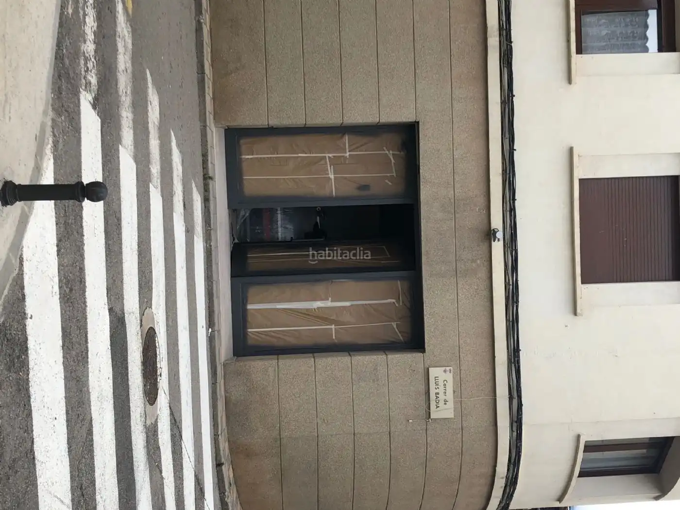 Local comercial de lloguer a Carrer de Lluís Badia 2, imagen 4