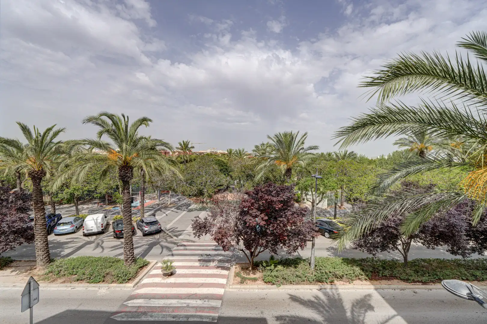 Vista exterior de Piso en venta en Paterna con Aire acondicionado, Parquet y Horno