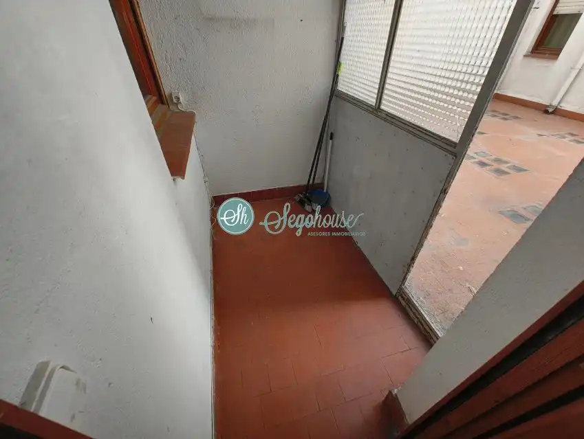 Piso en venta en Segovia con Calefacción, Parquet y Trastero