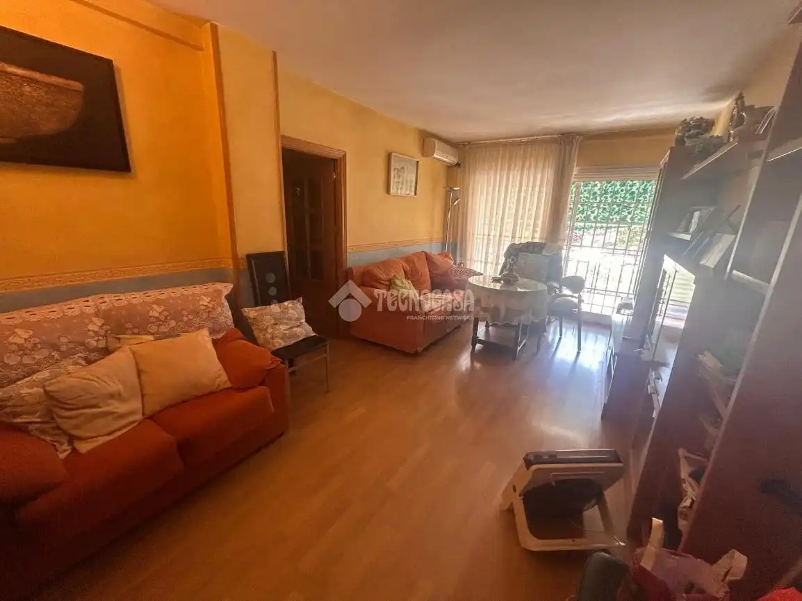 Wohnzimmer von Wohnung zum Verkauf in Móstoles mit Klimaanlage