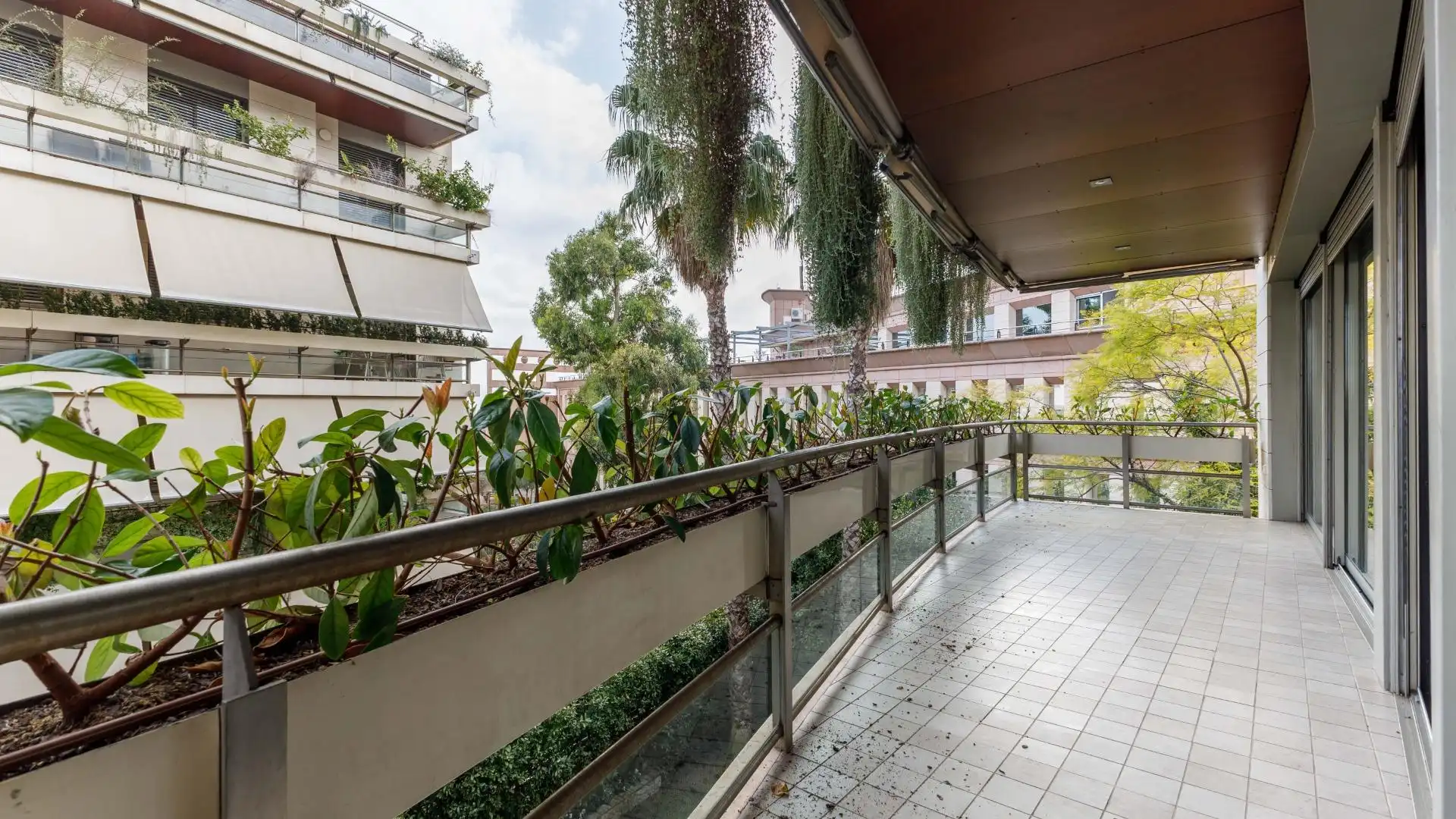 Terrassa de Pis de lloguer en  Barcelona Capital amb Aire condicionat, Parquet i Terrassa