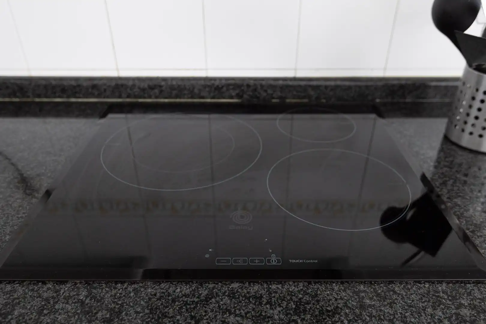 Kitchen of Flat for sale in Oleiros  with Storage room
