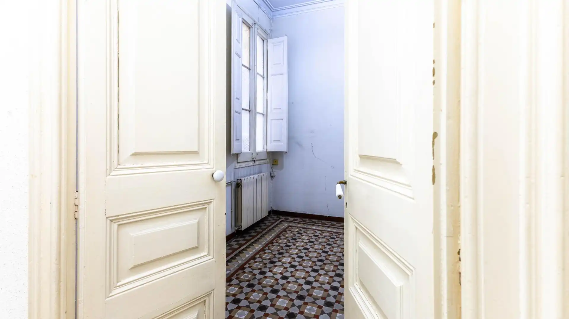 Piso con terraza en venta en Carrer de Bailèn, imagen 30