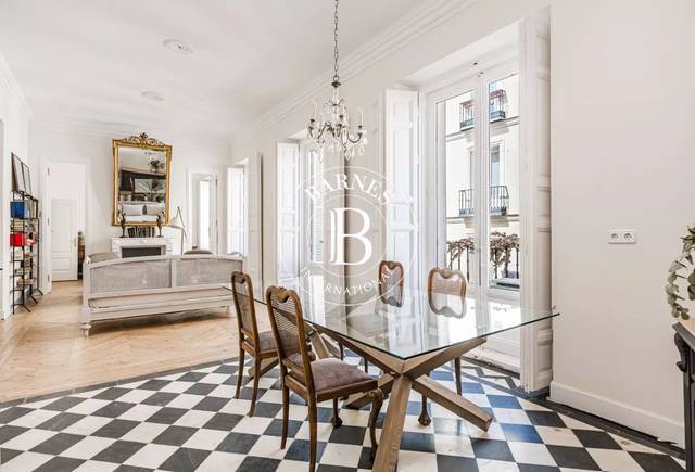 Piso en Venta en Justicia - Chueca