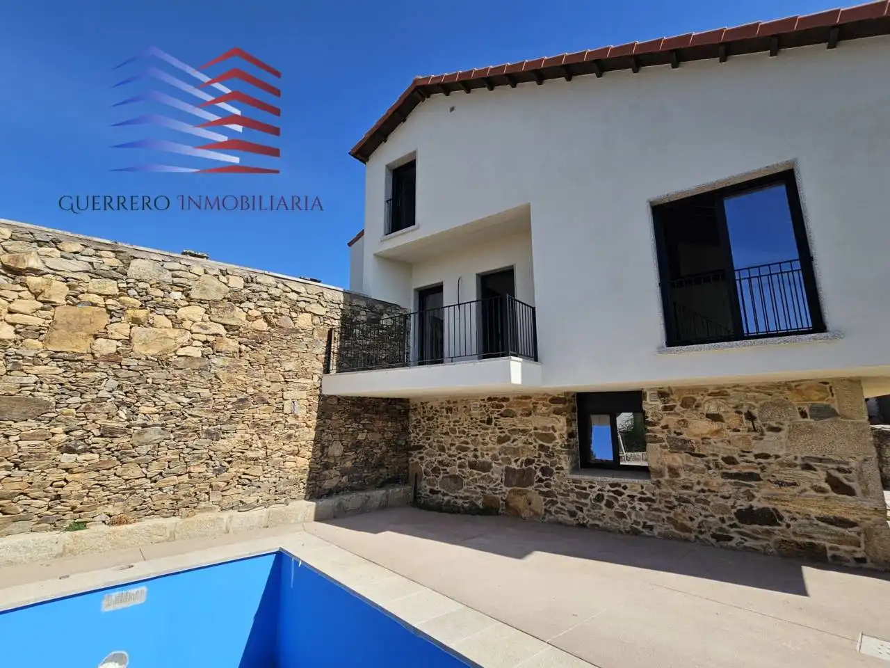 Piscina de Casa o chalet en venta en A Merca   con Calefacción, Terraza y Piscina
