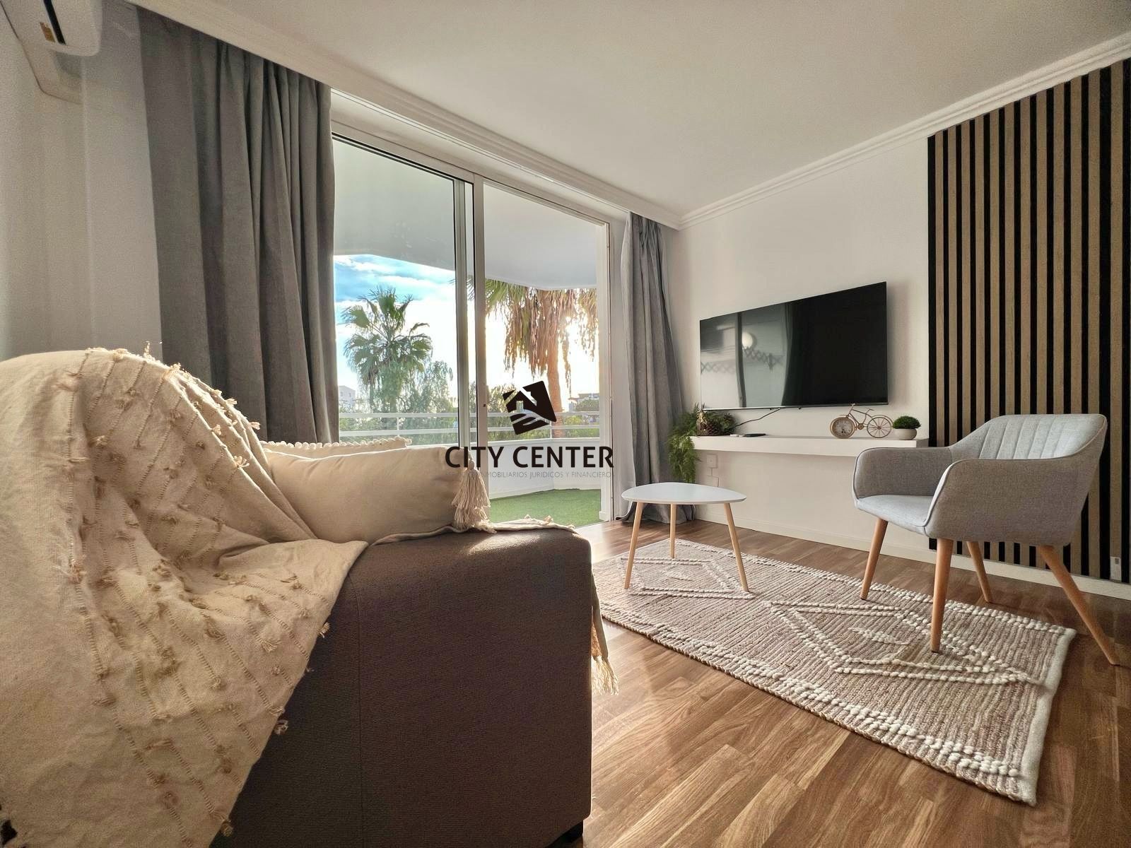 Living room of Study for sale in San Miguel de Abona  with Air Conditioner, Furnished and Community pool