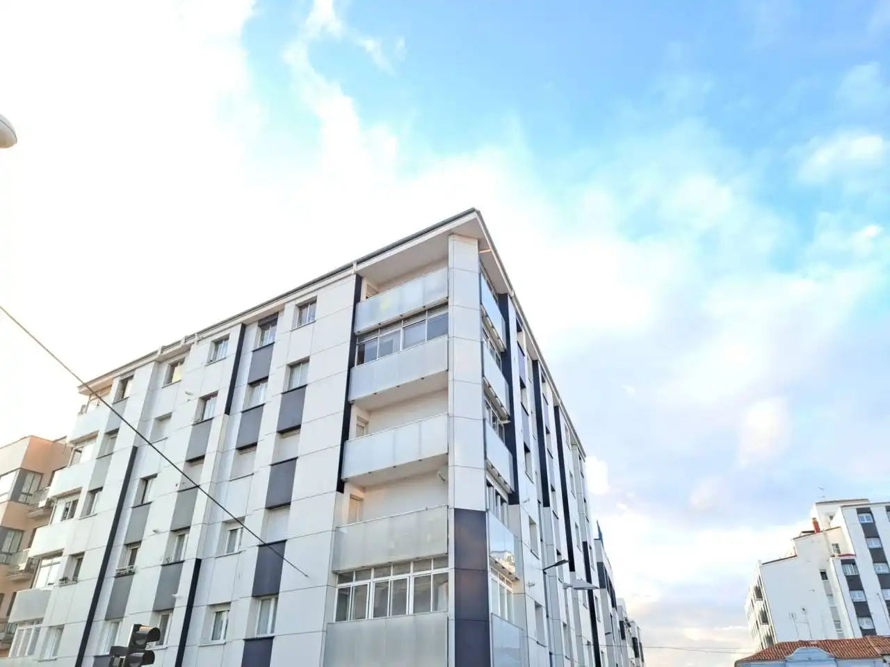 Exterior view of Garage for sale in Burgos