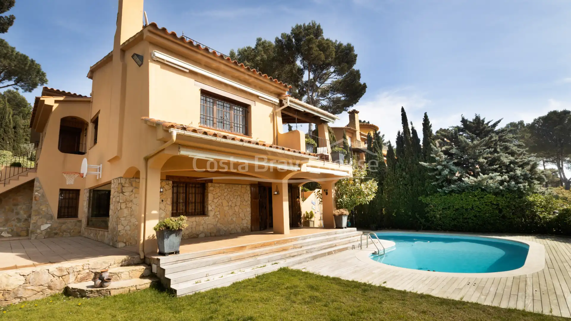 Casa amb piscina en venda a Illa Negra