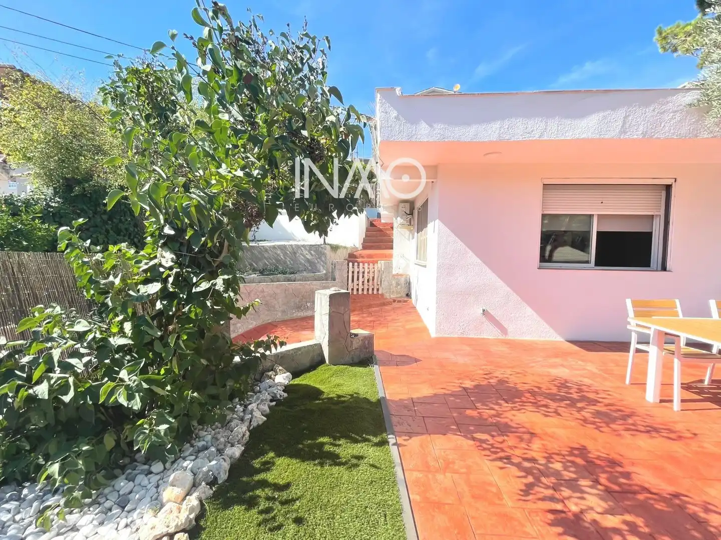 Vista exterior de Casa o chalet en venta en Rubí con Aire acondicionado, Calefacción y Piscina