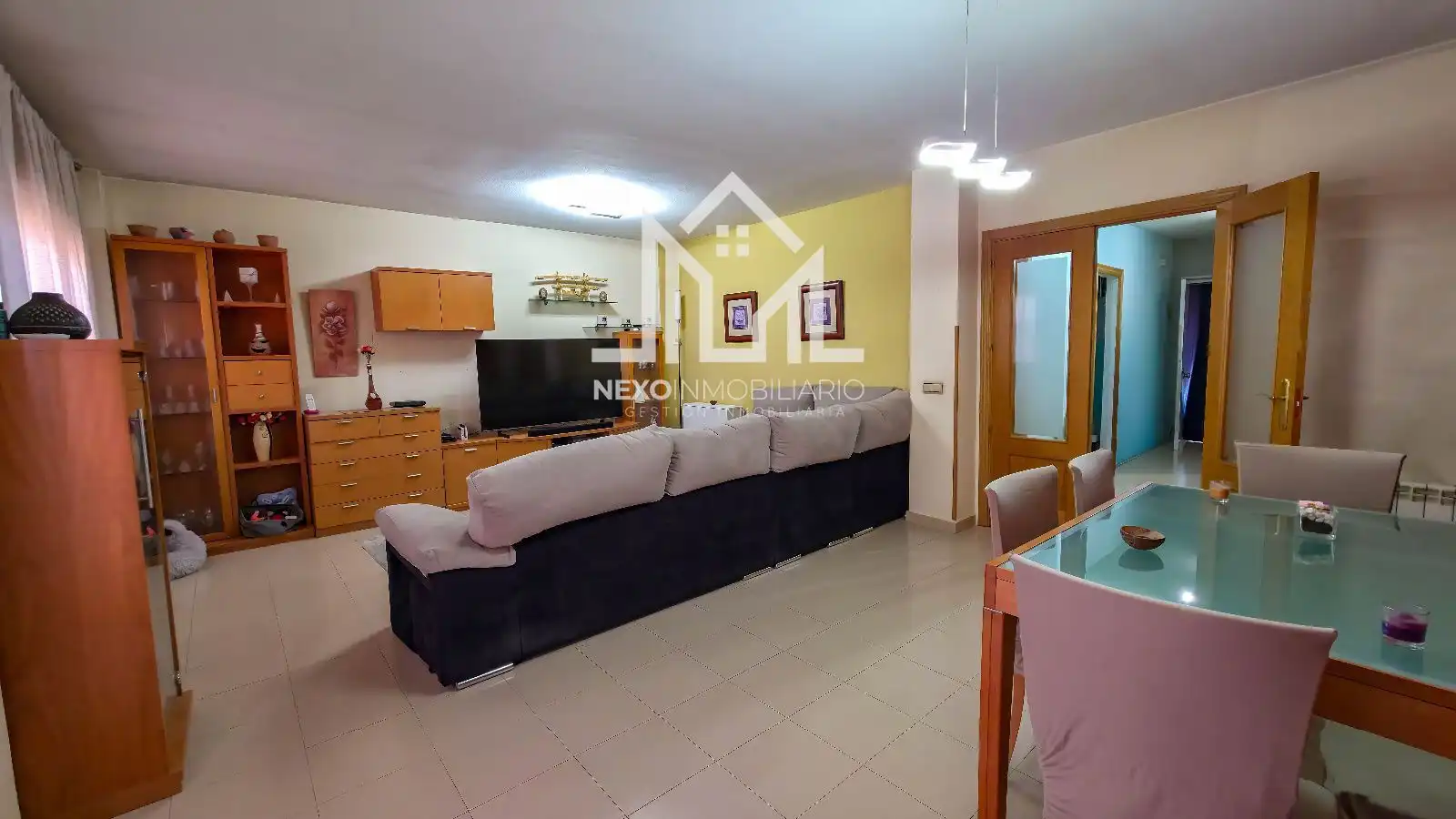 Sala d'estar de Casa adosada en venda en Seseña amb Traster