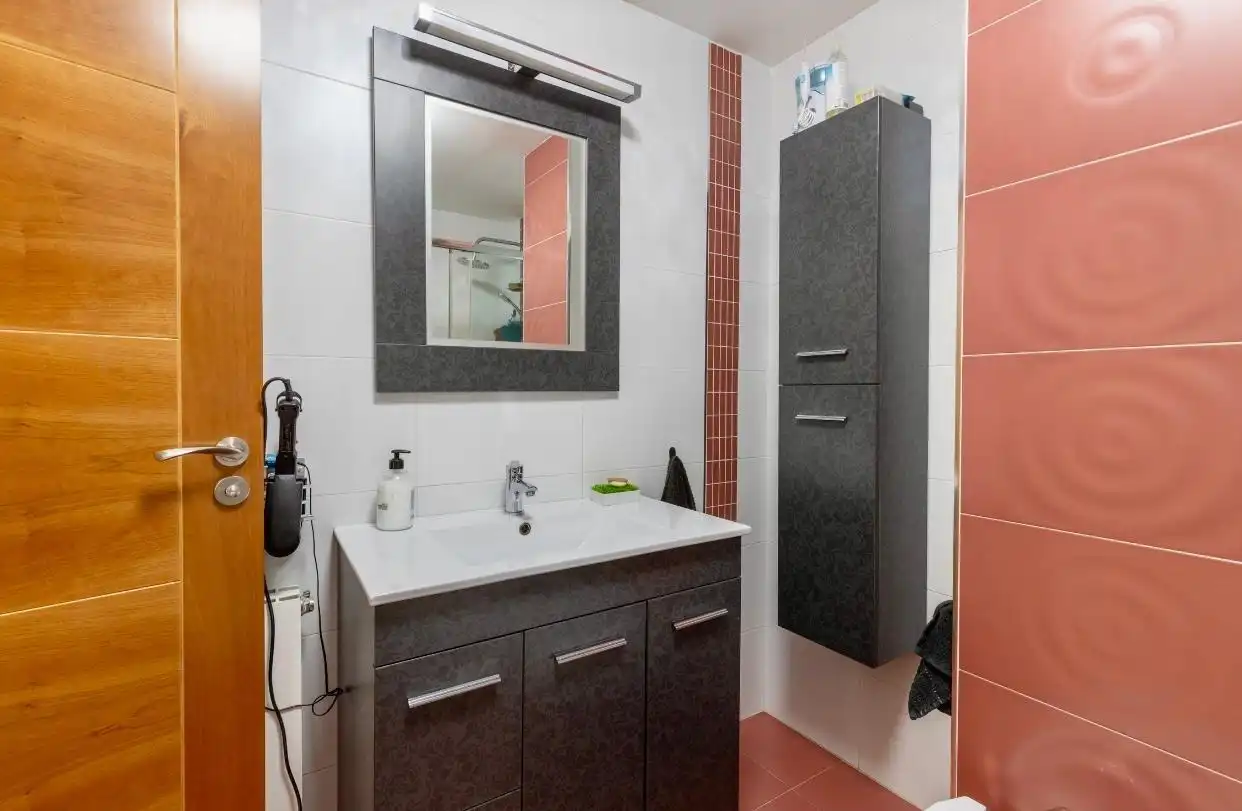 Flat with lift to rent in Calle VERDIALES, imagen 20