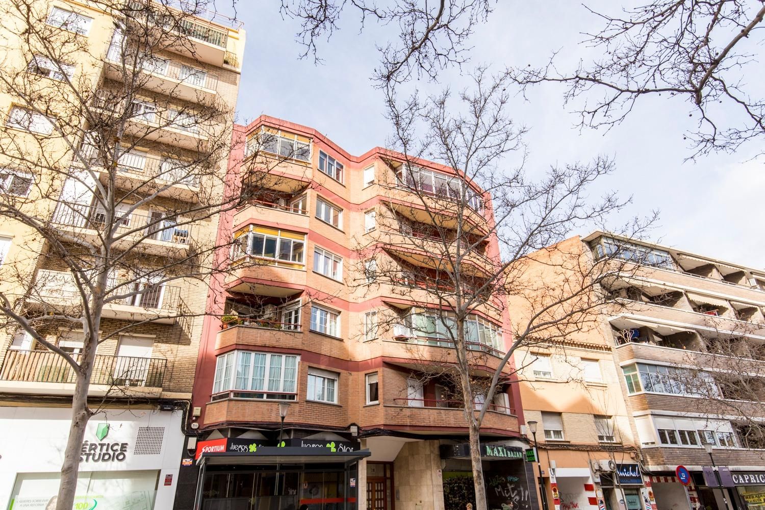 Vista exterior de Piso en venta en  Zaragoza Capital con Calefacción, Terraza y Trastero