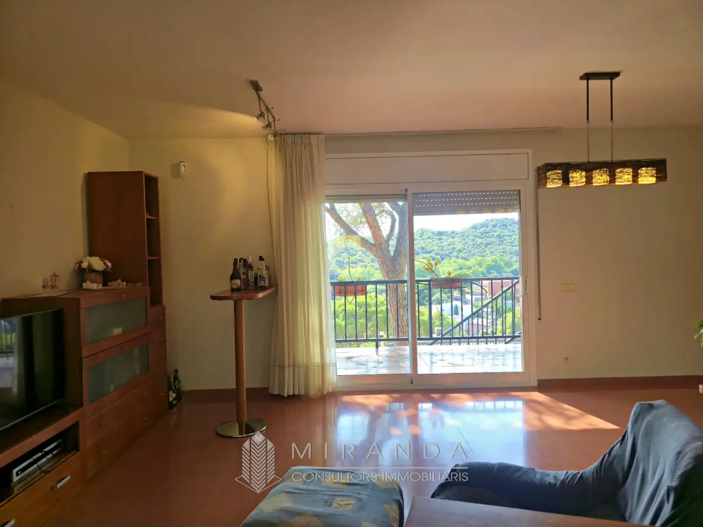 Sala d'estar de Casa o xalet en venda en L'Ametlla del Vallès amb Calefacció, Jardí privat i Terrassa