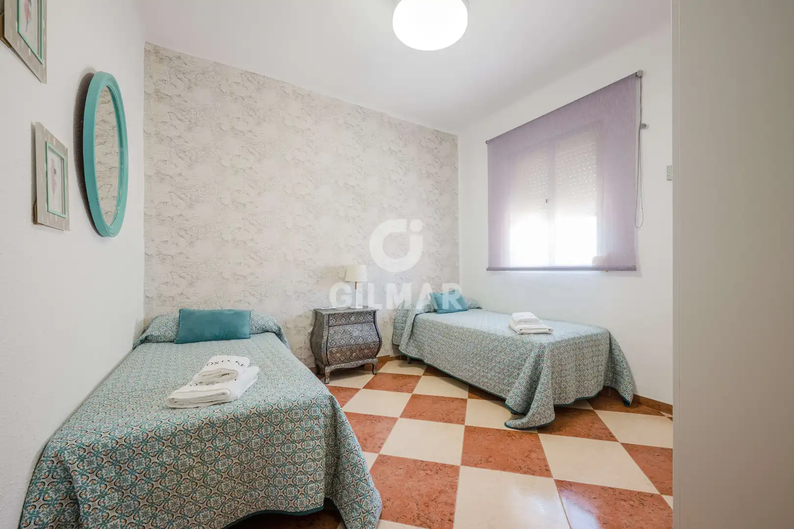 Habitación de Piso en venta en Cádiz con Calefacción