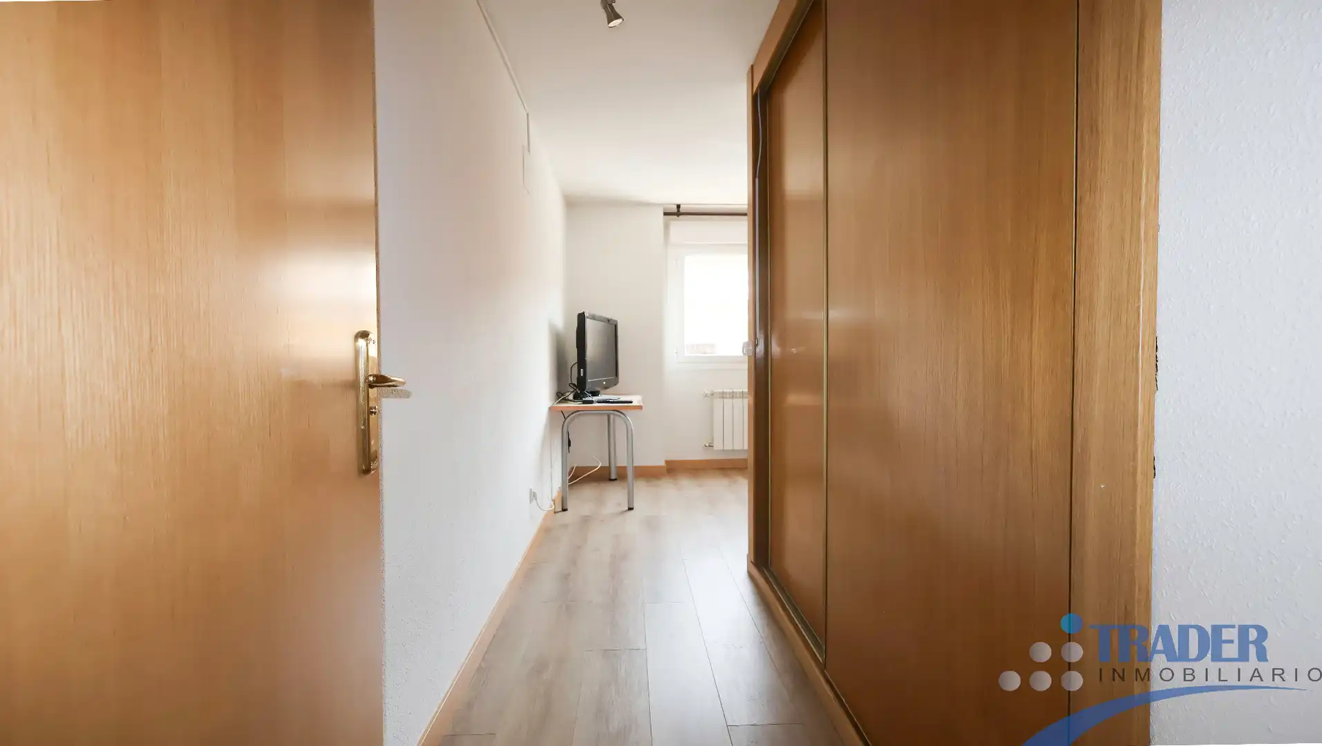 Piso en venta en Camarena con Jardín privado, Terraza y Trastero