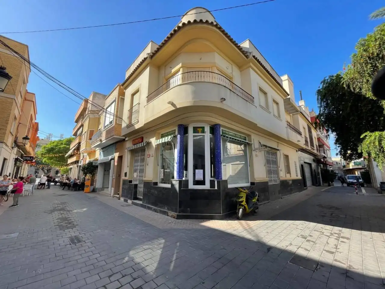 Terraced house with garden for sale in Calle DON JUAN DIAZ
