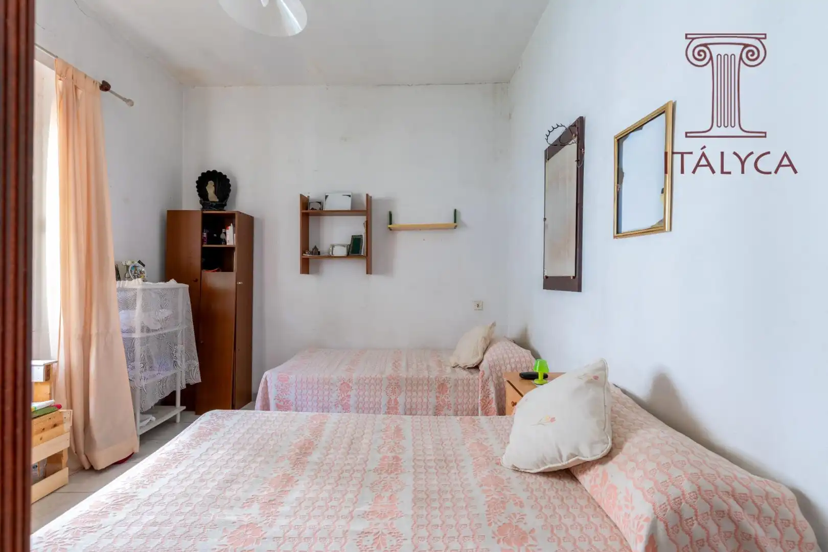Habitación de Piso en venta en Sevilla con Aire acondicionado