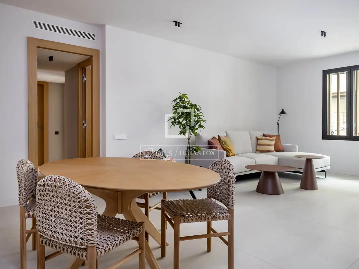 Wohnzimmer von Wohnung zur Miete in Barcelona mit Klimaanlage, Terrasse und Möbliert