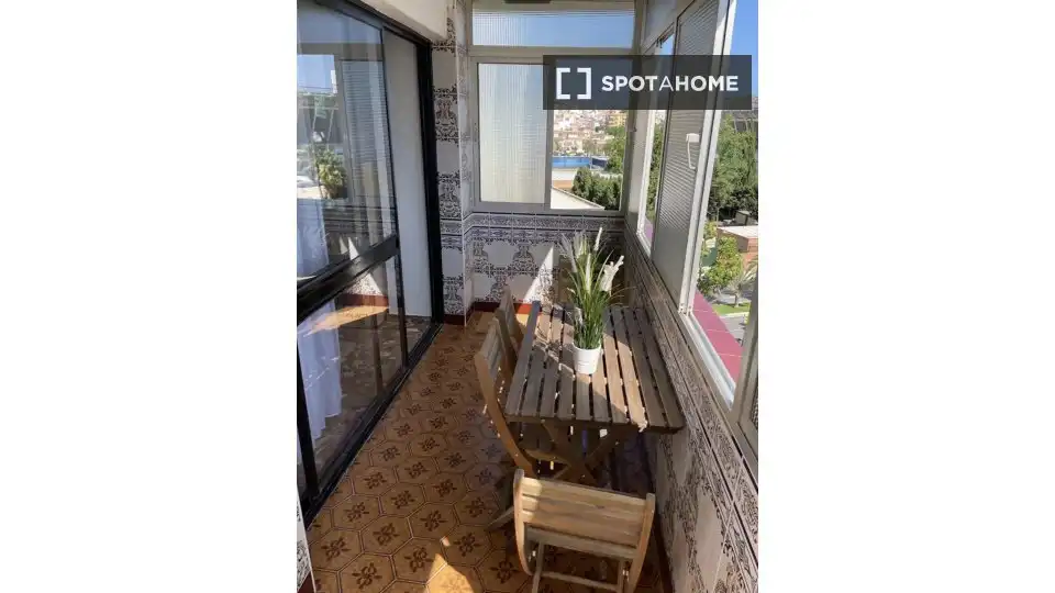 Room in Martiricos - La Roca - La Rosaleda