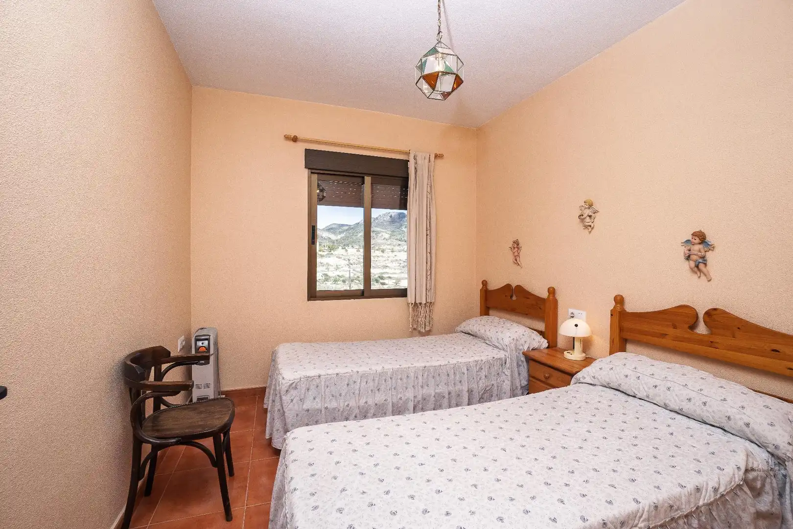 Habitación de Casa adosada en venta en Fortuna