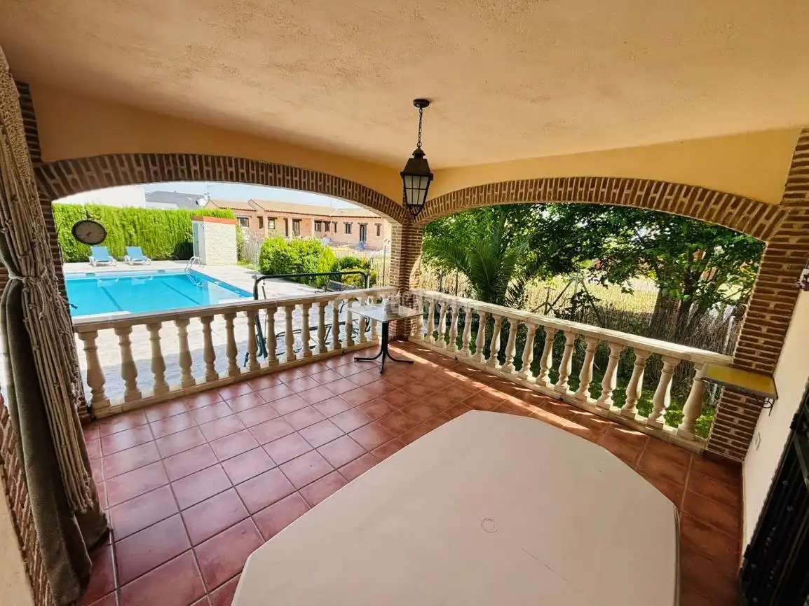 Terrasse von Haus oder Chalet zum Verkauf in Escalona mit Klimaanlage und Heizung