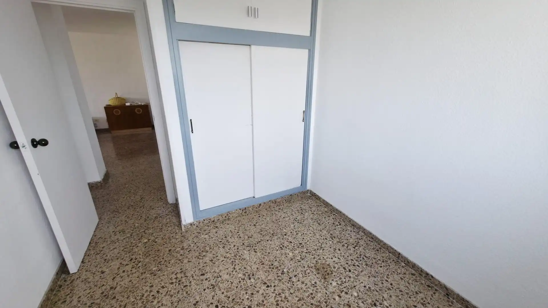 Pis en venda en Alicante / Alacant amb Jardí privat, Terrassa i Moblat