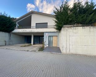 Vista exterior de Casa o xalet en venda en Vidrà amb Terrassa