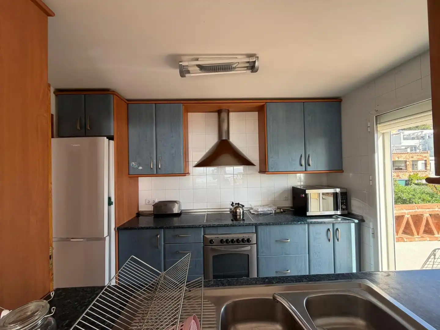 Kitchen of Flat for sale in Fuengirola  with Air Conditioner, Terrace and Community pool