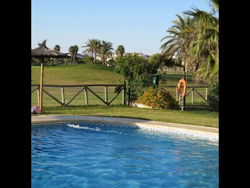 Swimming pool of Flat to rent in Rota  with Air Conditioner, Terrace and Furnished