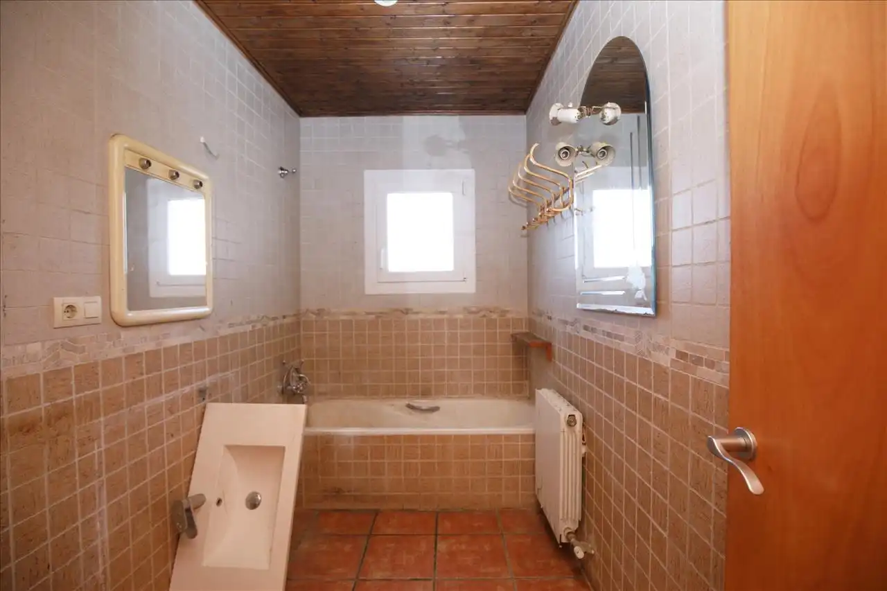 Badezimmer von Einfamilien-Reihenhaus zum Verkauf in La Pera mit Terrasse