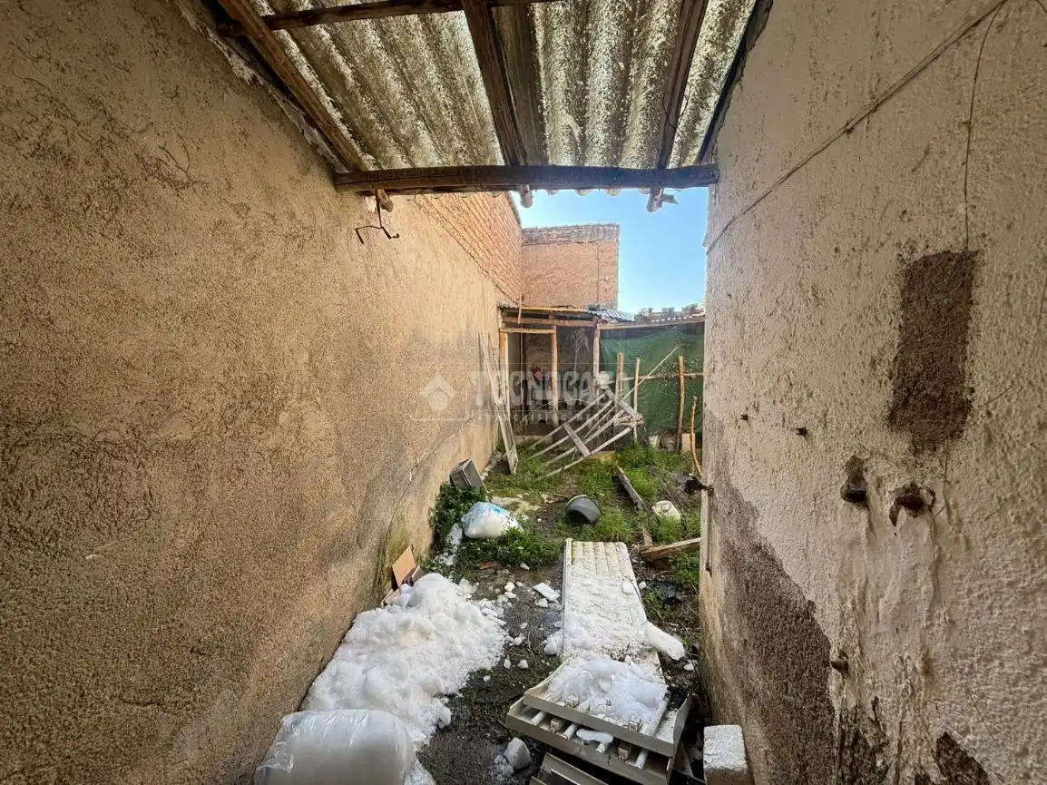 Casa adosada en venta en Vegas del Genil con Balcón