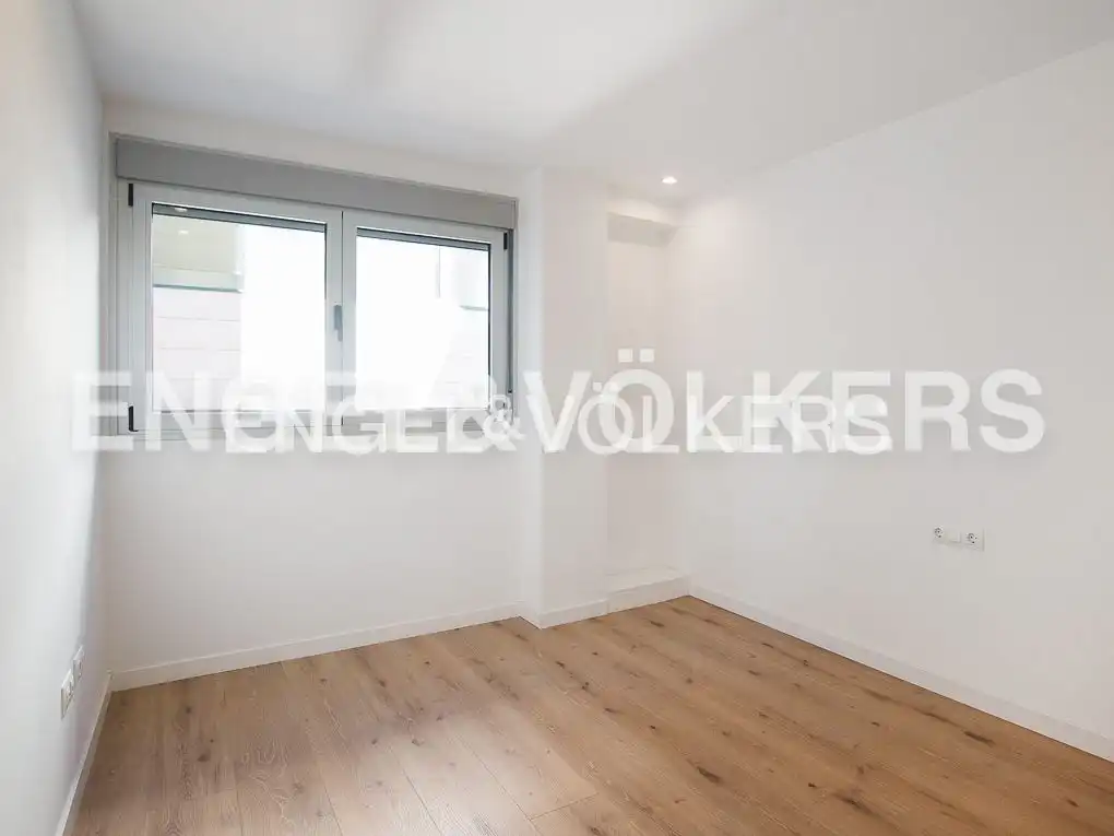 Flat for sale in Parque Ribalta - Plaza de Toros