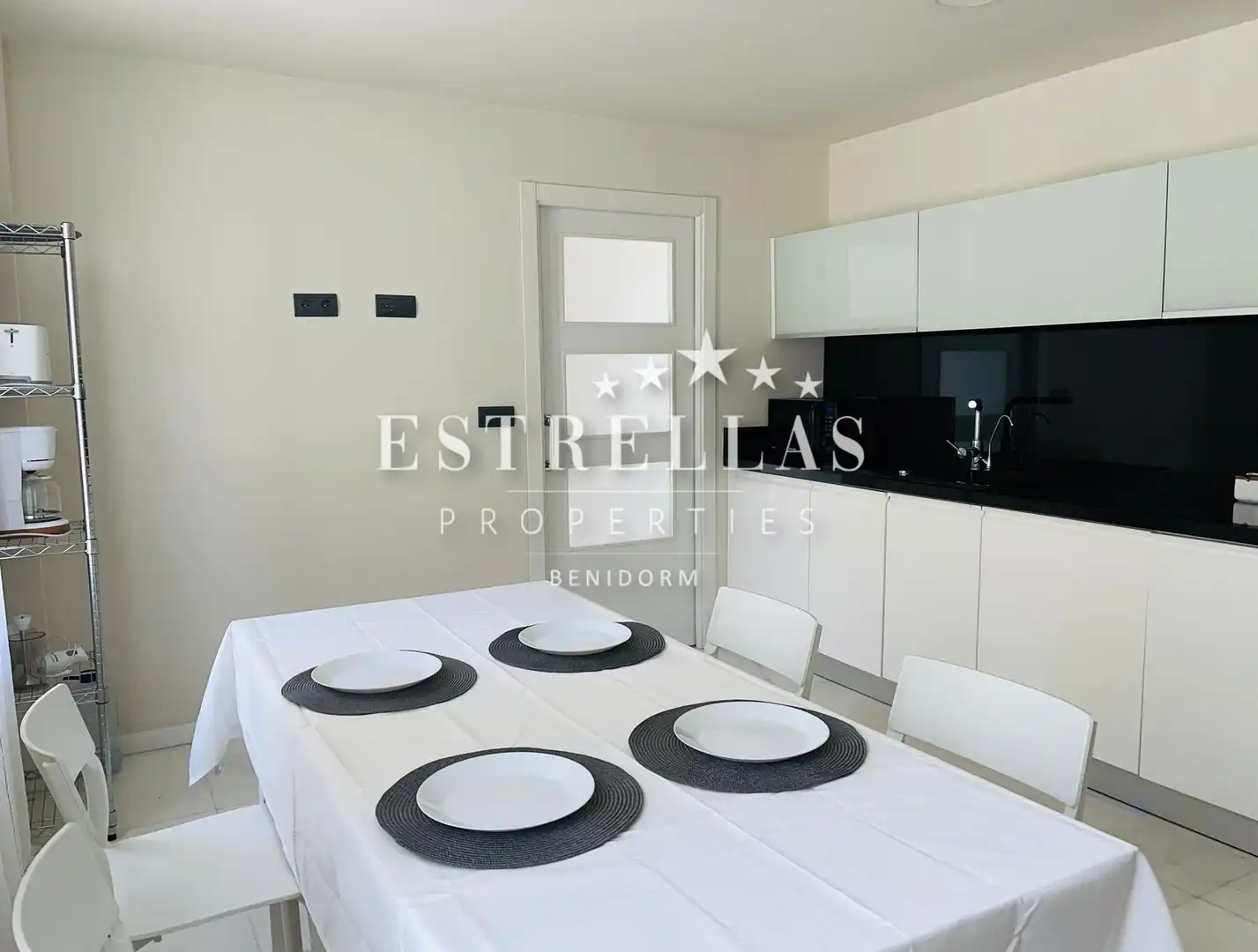 Villa mit Terrasse zum Verkauf in Golf Bahía, imagen 13