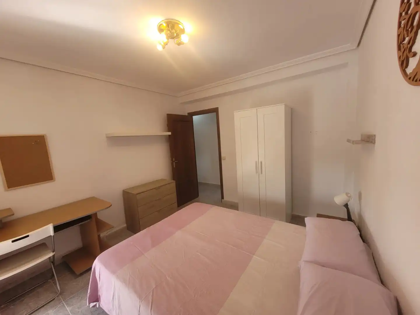 Bedroom of Flat for share in Cerro - Amate