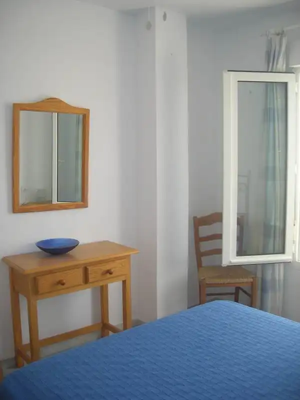 Habitación de Apartamento de alquiler en Conil de la Frontera con Aire acondicionado, Terraza y Amueblado