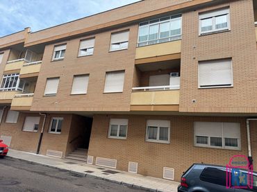 Piso con ascensor en venta en La Vega - La Sal