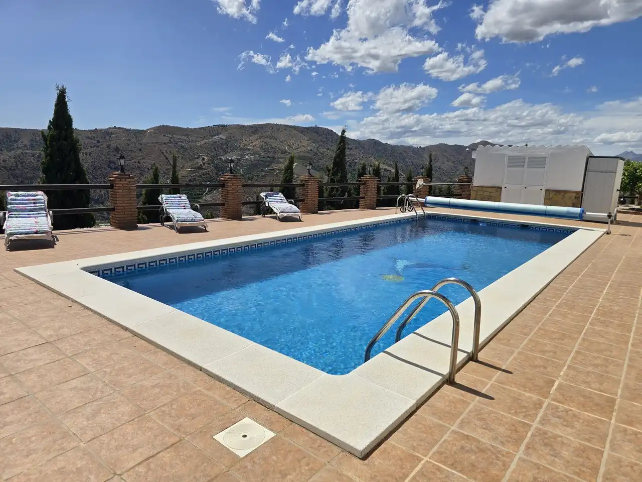 Casa con piscina en venta en Canillas de Aceituno, imagen 3