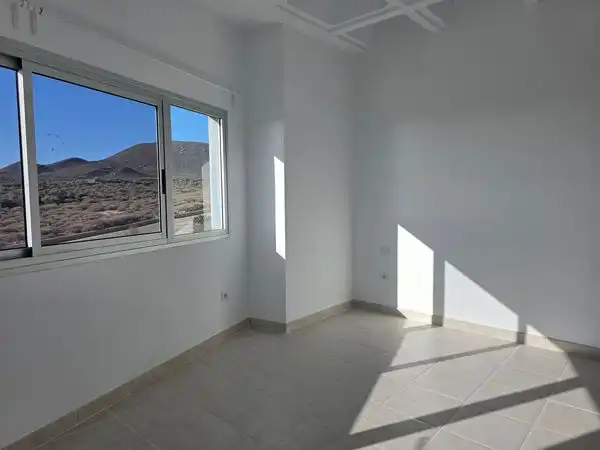 Dormitori de Oficina de lloguer en Güímar