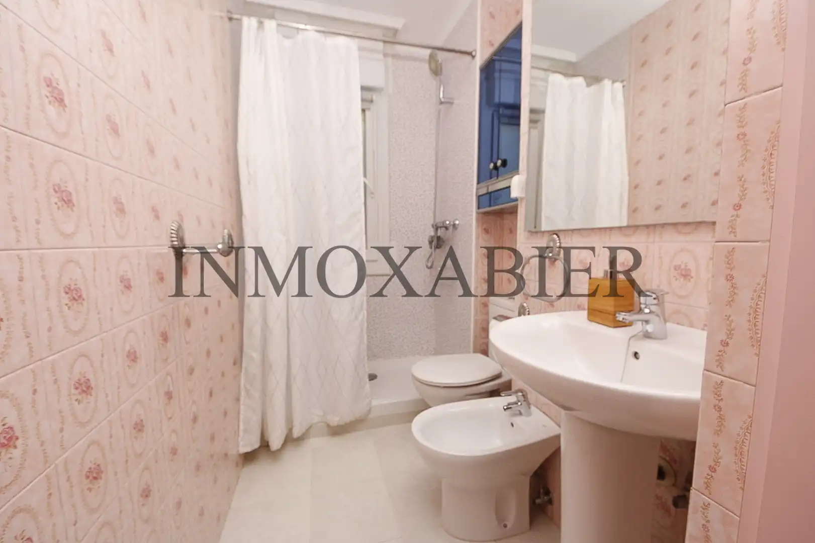 Habitación de Piso en venta en Leioa con Calefacción, Terraza y Amueblado